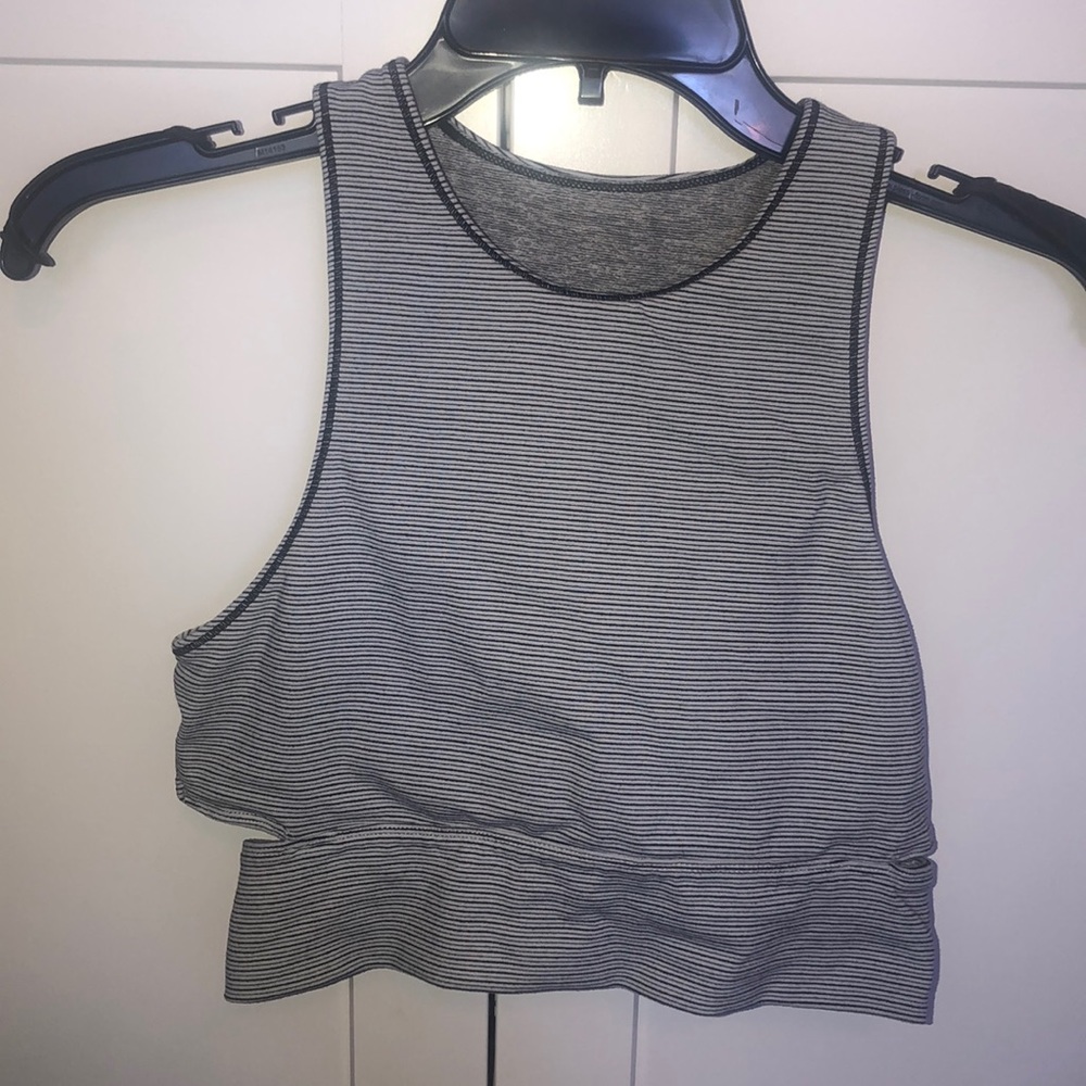 Outdoor voices sports bra crop